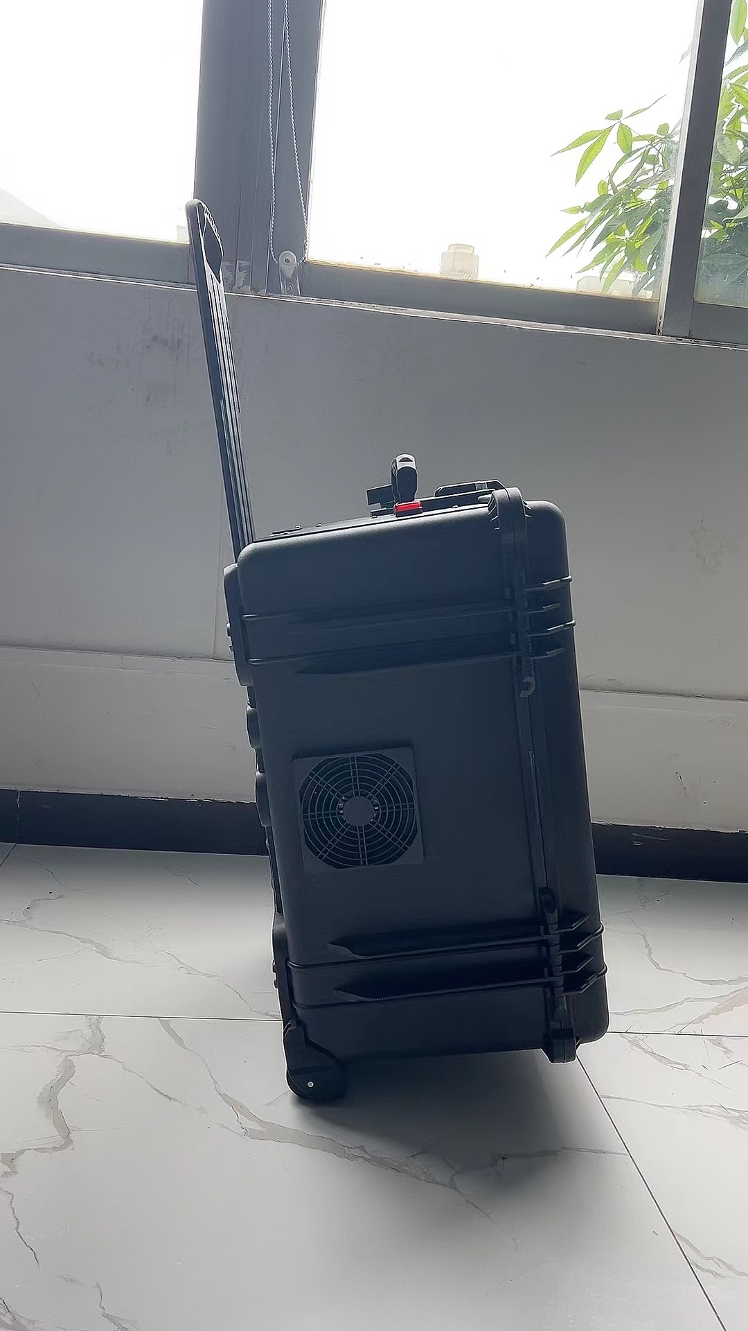 济宁手拉箱型移动通信干扰器